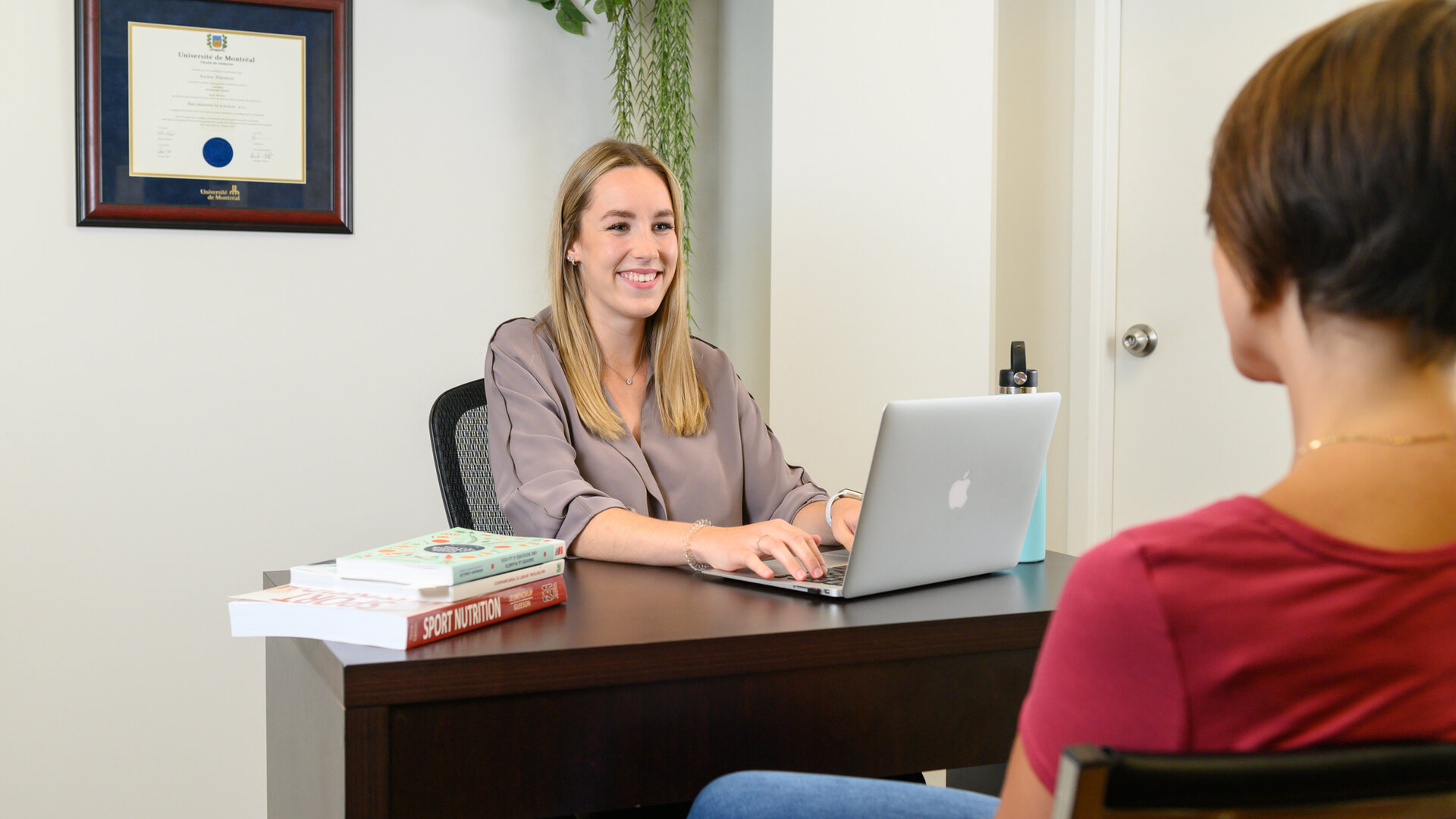 Nutritionniste en consultation